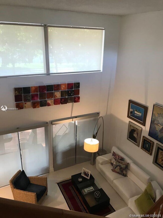 12521 SW 94th Terrace in Miami, FL - Building Photo - Building Photo