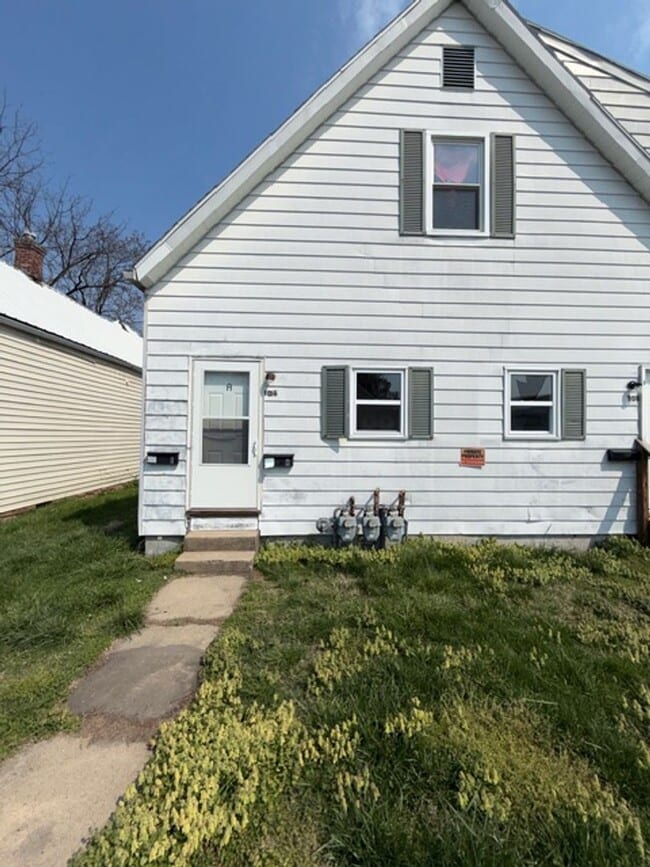 property at 306 308-308 E Florida St