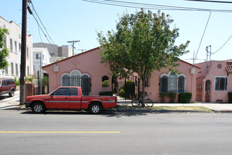 940 S Catalina St in Los Angeles, CA - Building Photo - Building Photo