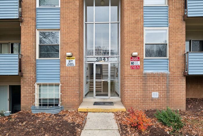 3841 St Barnabas Rd in Suitland, MD - Building Photo