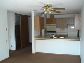 201 S Minnesota St in Redwood Falls, MN - Building Photo - Building Photo