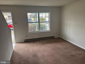 54 Mallard Ct in Charles Town, WV - Foto de edificio - Building Photo