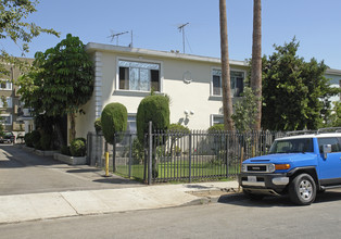 1216 N McCadden Pl in Los Angeles, CA - Building Photo - Building Photo