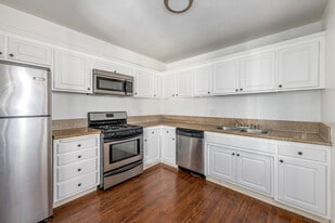 760 Earlham St in Pasadena, CA - Building Photo