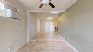 10308 Windsor Dr in El Paso, TX - Building Photo - Building Photo