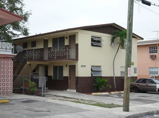 2000 NW Flagler Ter in Miami, FL - Building Photo - Building Photo