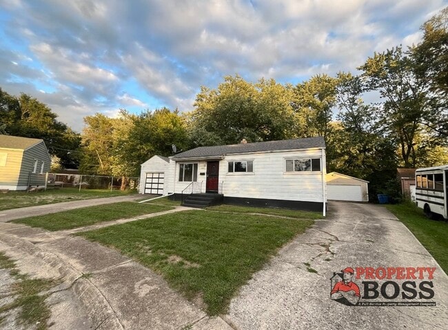 property at 1039 E 11th Ct