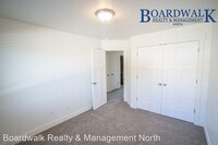 440 1625 N photo'