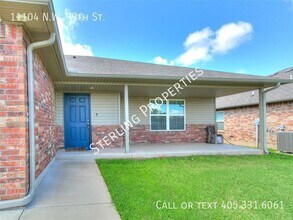 11104 NW 99th St in Yukon, OK - Foto de edificio - Building Photo