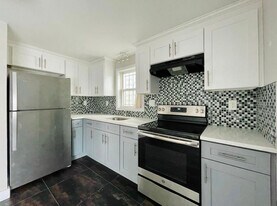 363 Halladay St in Jersey City, NJ - Building Photo