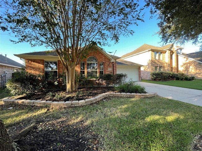 property at 7631 Golden Thistle Ln