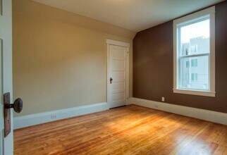 1715 E Howell St in Seattle, WA - Building Photo - Building Photo