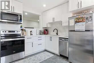 66 Main St S in Halton Hills, ON - Building Photo - Building Photo