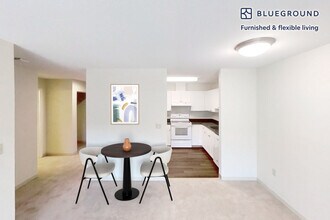 One Farms Dr, Unit FL2-ID2766A in Burlington, MA - Building Photo - Building Photo