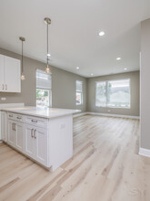 717 N Parkside Ave in Chicago, IL - Building Photo - Building Photo