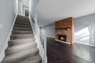 444 Edinburgh Rd in Dublin, OH - Building Photo - Building Photo