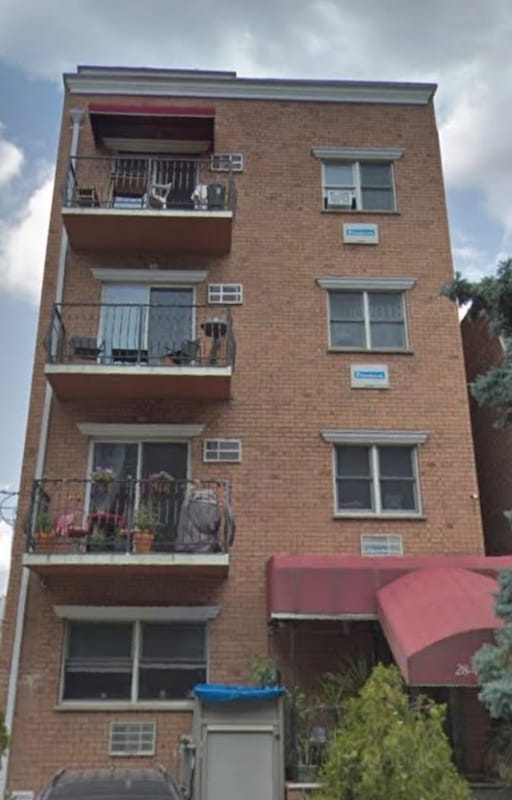 28-42 29th St