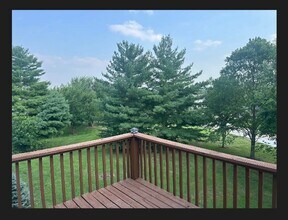 195 Harvest Moon Ct in St. Peters, MO - Building Photo - Building Photo