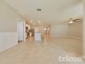 3744 Moonflower Ln in Mount Dora, FL - Building Photo - Building Photo