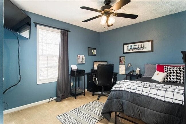 property at 40 Garden Gate Dr