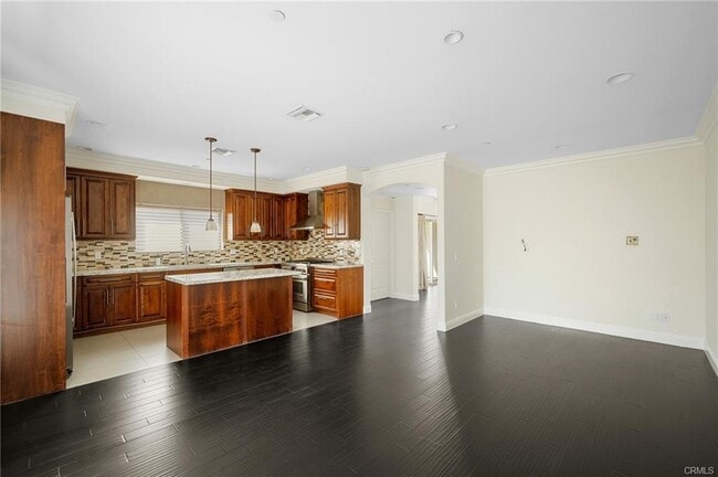 750 E Orange Grove Ave in Burbank, CA - Building Photo - Building Photo