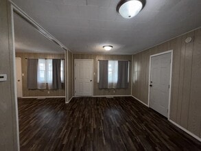 23 E Brown St in Vernon, IN - Building Photo - Building Photo