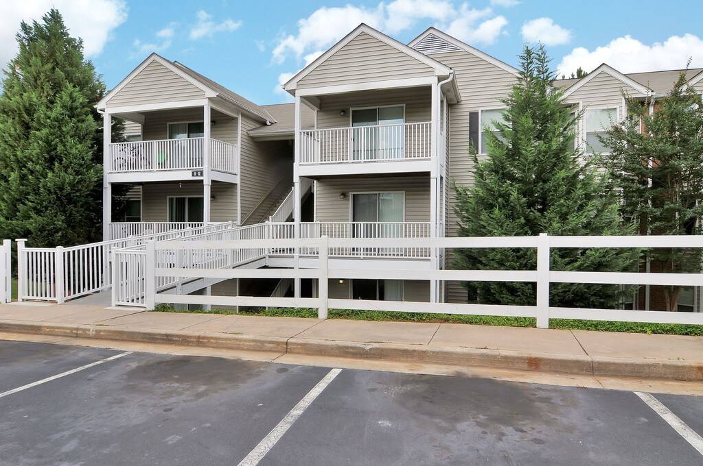 Ashley Woods Apartment Homes in Stockbridge, GA