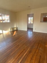 608 N Orange Ave in Monterey Park, CA - Foto de edificio - Building Photo