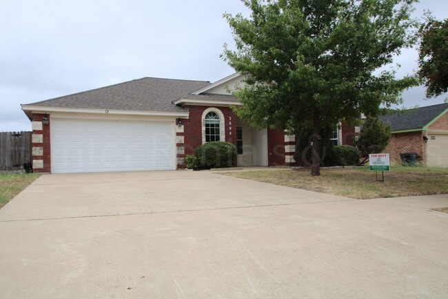 property at 3804 Llano Estacado Ct