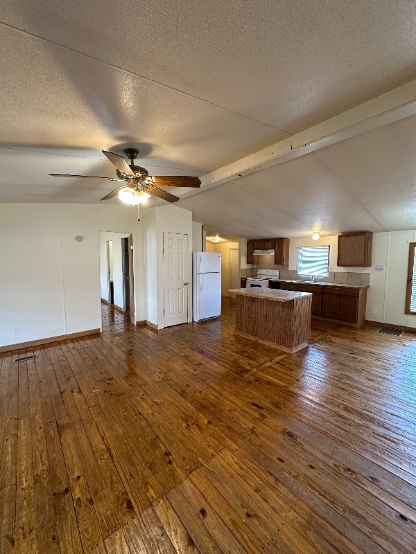 10025 Wrangler Wy in Midway, TX - Building Photo - Building Photo