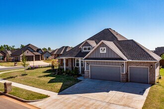 3100 Needle Dr in Yukon, OK - Building Photo - Building Photo