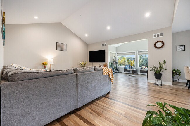 3760 Jason Ridge Ln SW in Walker, MI - Building Photo - Building Photo