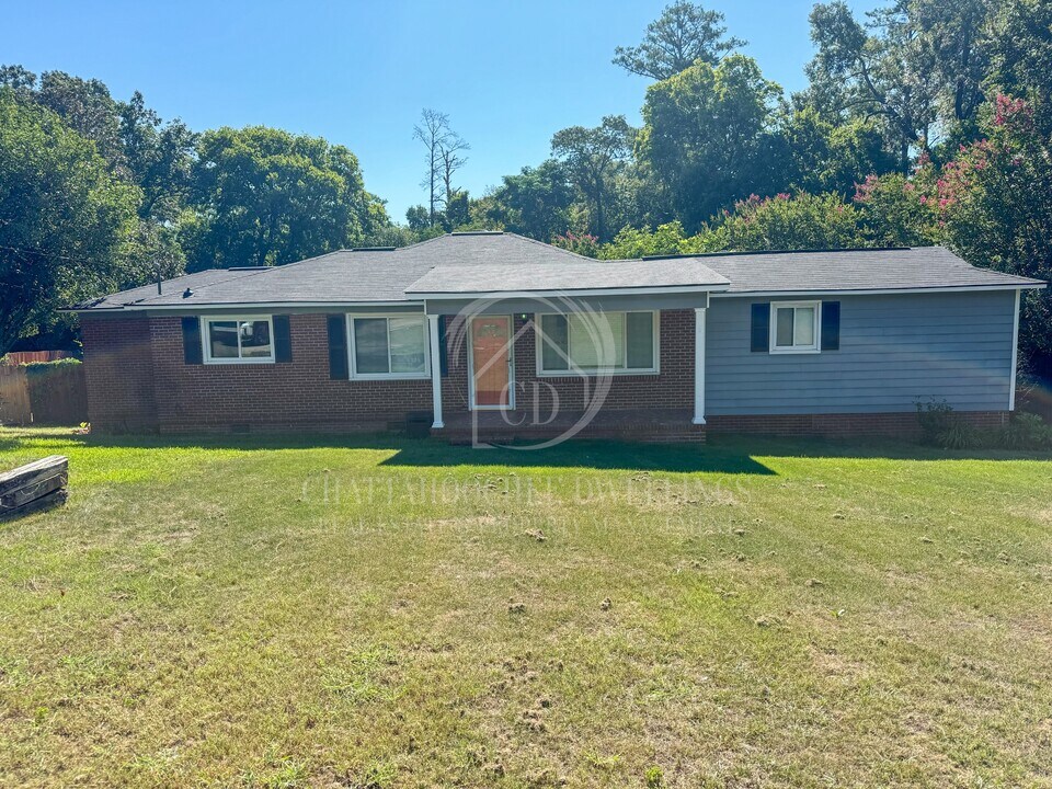 4404 Summerville Rd in Phenix City, AL - Building Photo