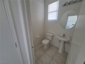 2712 Wooly Rose Ave in Las Vegas, NV - Building Photo - Building Photo