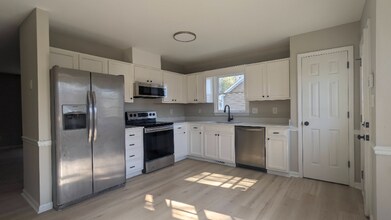 5232 Baywood Forest Dr in Knightdale, NC - Building Photo - Building Photo