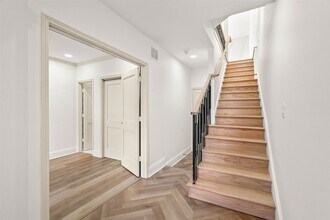 4030 Gilbert Ave, Unit 3 in Dallas, TX - Building Photo - Building Photo