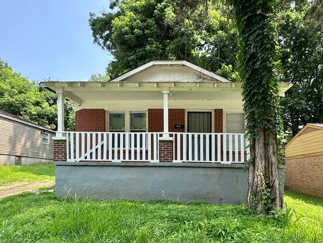 property at 863 E Person Ave