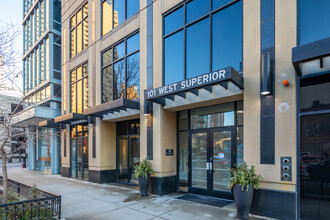 Superior West in Chicago, IL - Building Photo - Building Photo