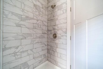 222 Parkwood Ave in Columbus, OH - Building Photo - Building Photo