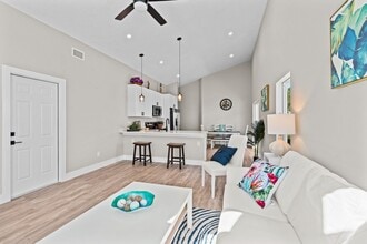 816 W 9th St in St. Augustine, FL - Building Photo - Building Photo