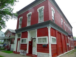 136 Campbell St in Rochester, NY - Building Photo - Building Photo