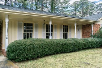 2449 Midvale Ct in Tucker, GA - Building Photo - Building Photo