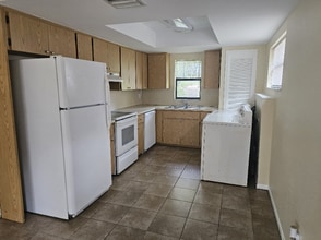 4030 78th Ave N in Pinellas Park, FL - Building Photo - Building Photo