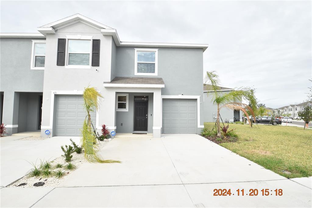 419 Mangrove Shade Cir in Apollo Beach, FL - Building Photo