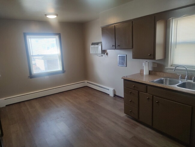 510 S NW Hwy, Unit #2W in Park Ridge, IL - Building Photo - Building Photo