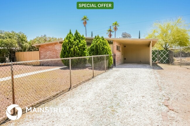 property at 7902 E Scarlett St