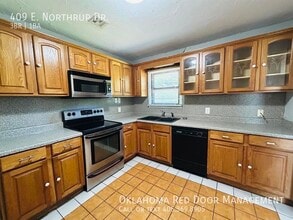409 E Northrup Dr in Midwest City, OK - Building Photo - Building Photo