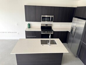 18992 SW 344th Ter in Florida City, FL - Building Photo - Building Photo