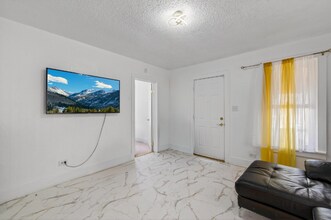 307 E Oak St in Lafayette, CO - Building Photo - Building Photo