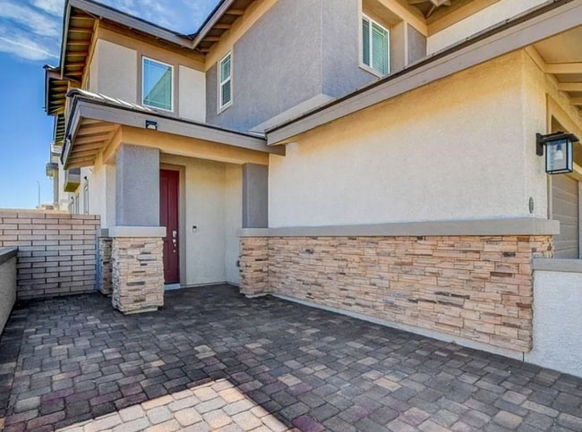229 Sul Ponticello Ave in Henderson, NV - Foto de edificio - Building Photo